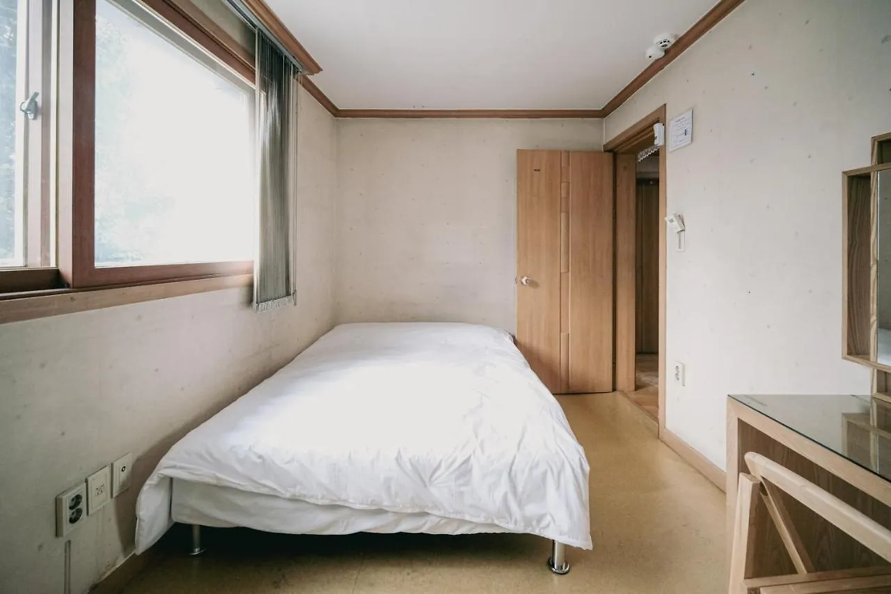 Yeonnam-Dong Edge House_Honeymoon Yeonnam Lejlighed Seoul 0*,  Sydkorea